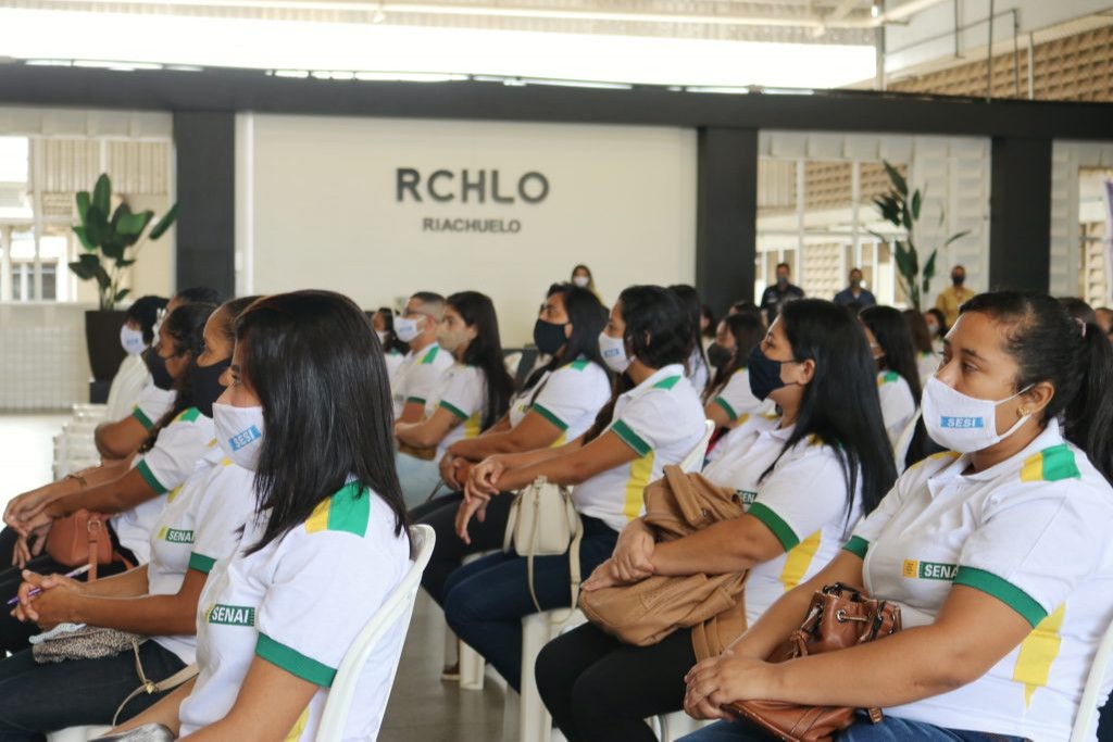 Emprega Mais: 23 mil vagas para qualificação e aperfeiçoamento entre julho e agosto