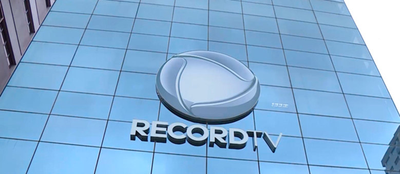 Famoso apresentador da Record é diagnosticado com covid
