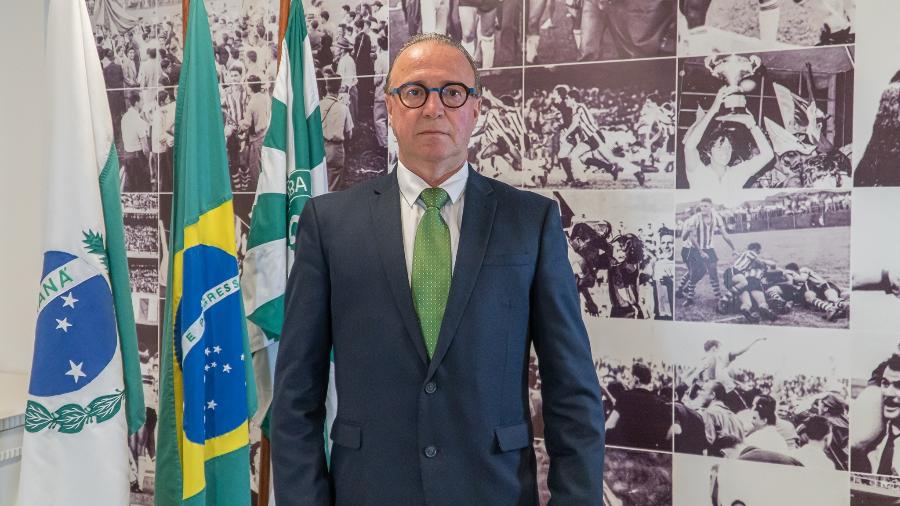 Com covid, presidente de time brasileiro piora e quadro é de extrema gravidade