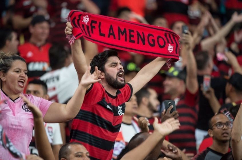 Fla age rápido, agenda reunião por novo técnico e ex-treinador do clube entra no radar