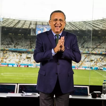 Galvão se irrita com 'fim' repentino de transmissão da Euro: 'Absurdo'