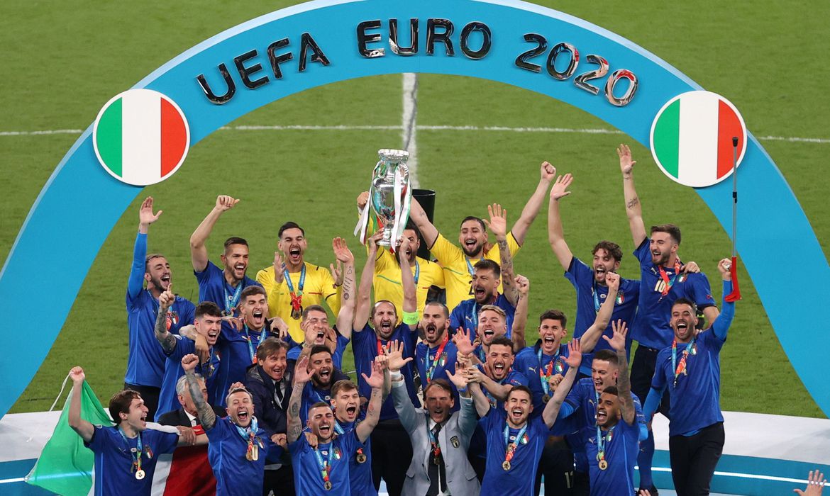 Itália derruba Inglaterra em casa e conquista a Eurocopa; assista aos melhores momentos