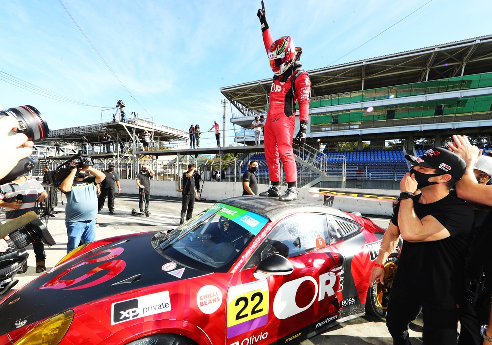 Ator vence etapa da Porsche XP Private Cup em Interlagos