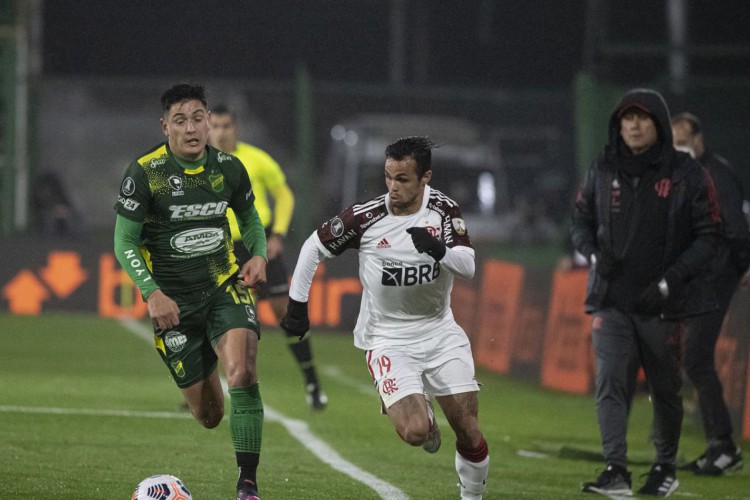 Fla, Vasco e Palmeiras; confira jogos de hoje e onde assistir