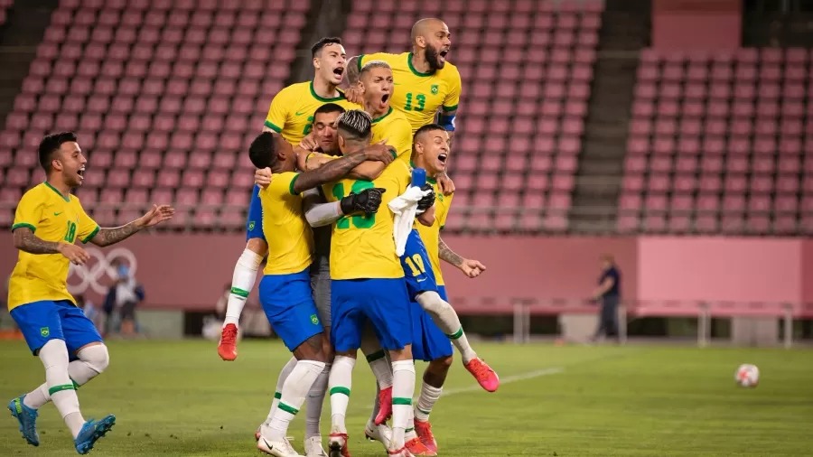 Brasil vence o México nos pênaltis e disputará o bi olímpico