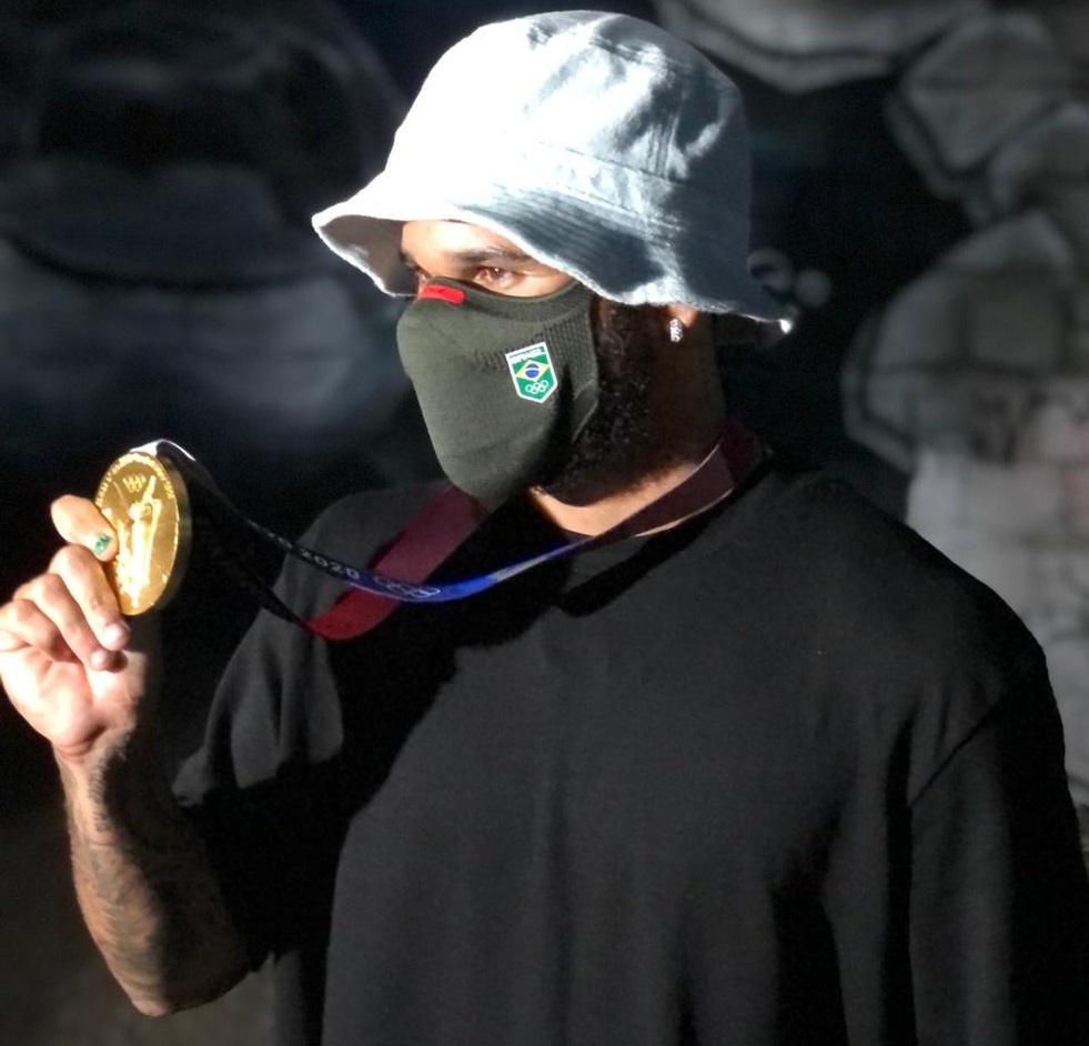 Ítalo Ferreira vai ganhar estátua em Baía Formosa