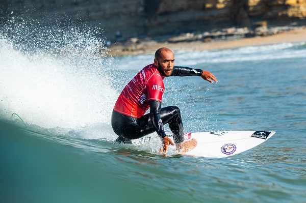 Potiguar Jadson André será ‘líder’ dos brasileiros na próxima temporada do mundial de surfe