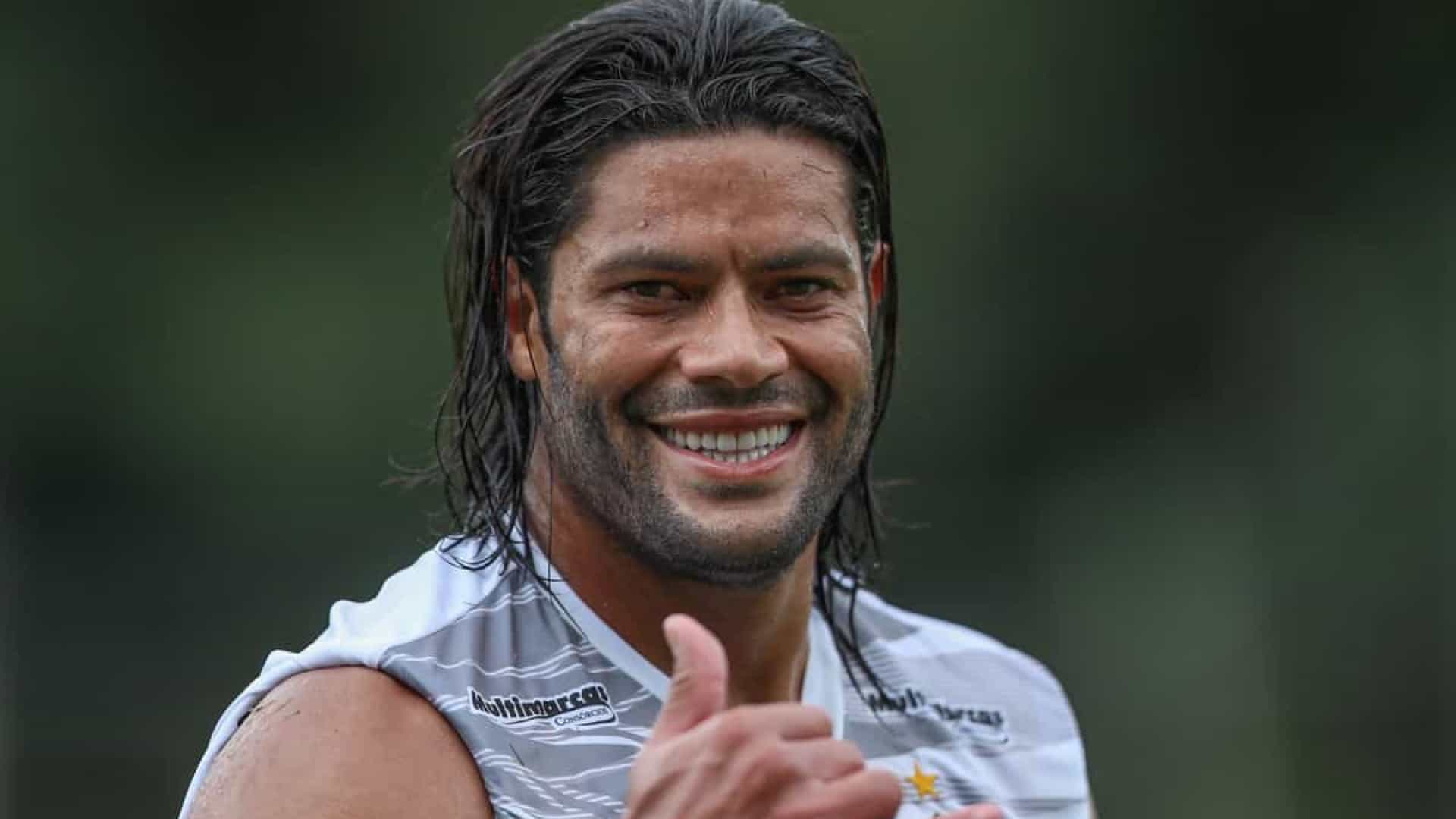 Tite convoca Hulk, Miranda e mais 7 para compor seleção para Eliminatórias