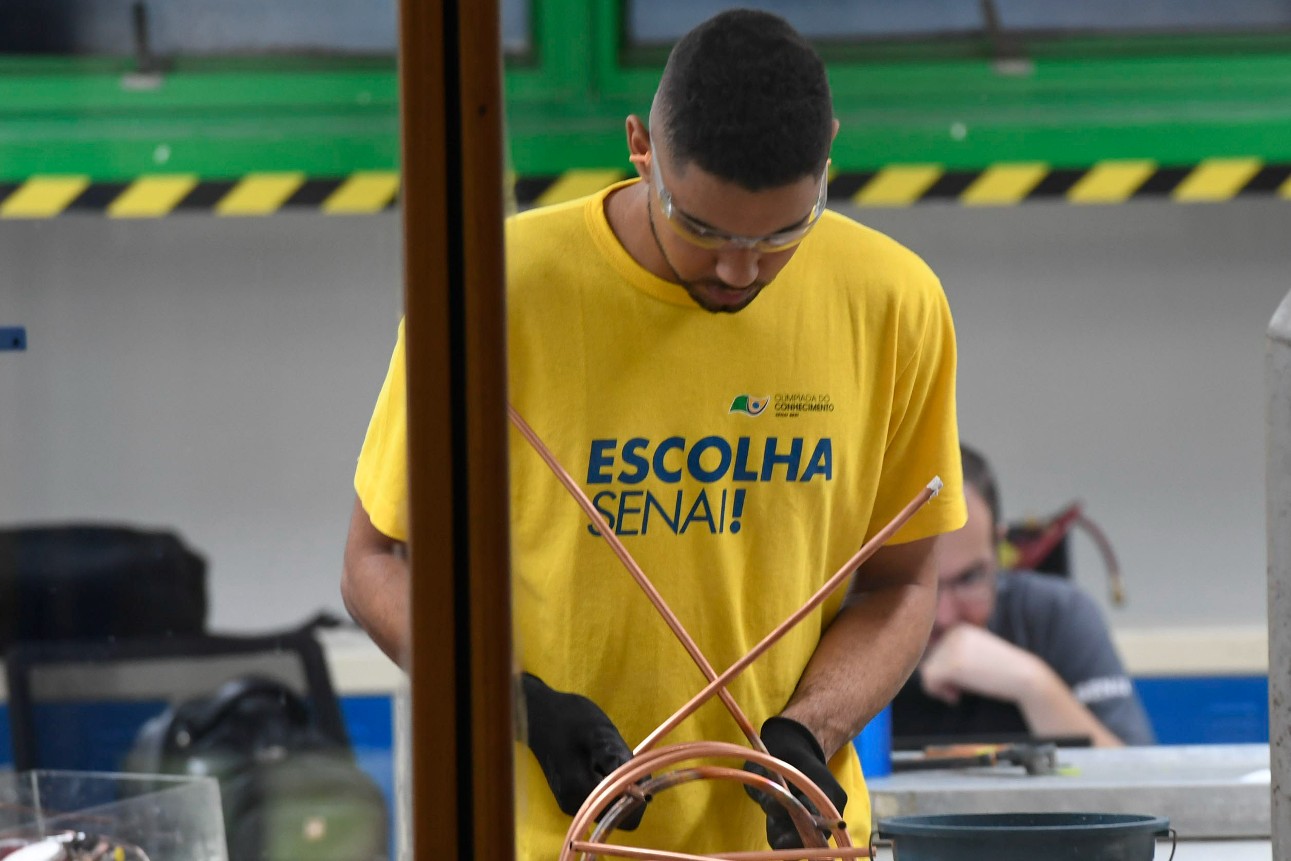 Sete em cada dez alunos de cursos técnicos do SENAI estão empregados