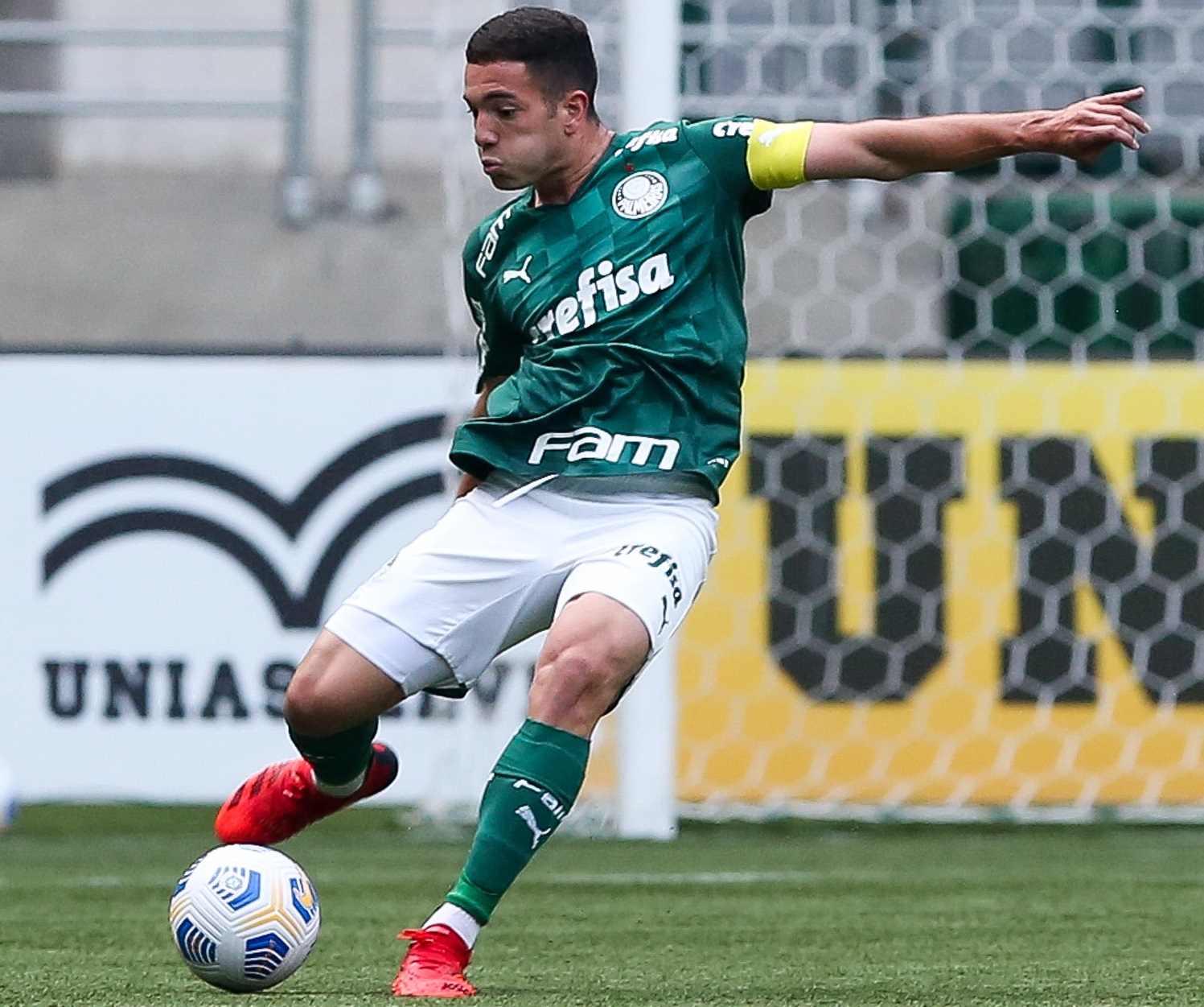 Conheça Fabinho, promessa do futebol potiguar que brilha na base do Palmeiras/SP