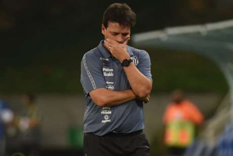 Time da Série A do Brasileirão anuncia demissão de técnico
