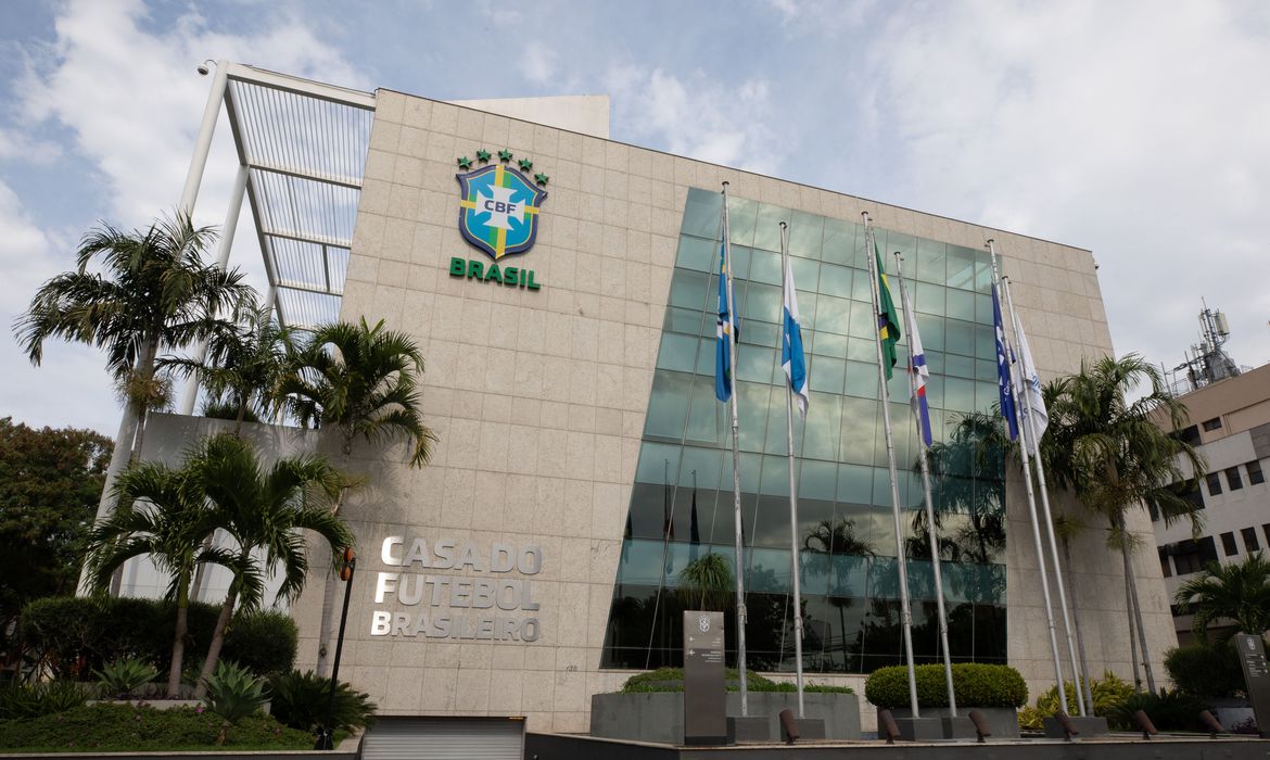 CBF fará reunião para discutir volta do público aos estádios