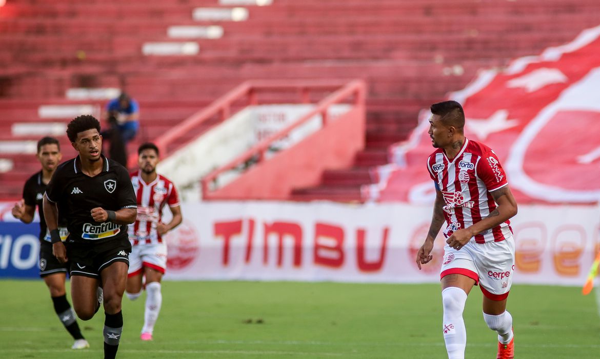 Palmeiras, Atlético-MG, Botafogo e mais; confira os jogos deste sábado e onde assistir