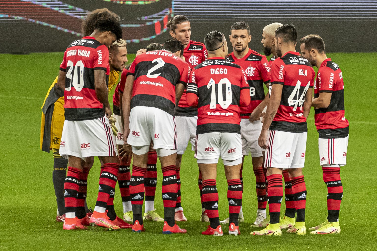 Confira as 10 maiores folhas salariais do futebol brasileiro