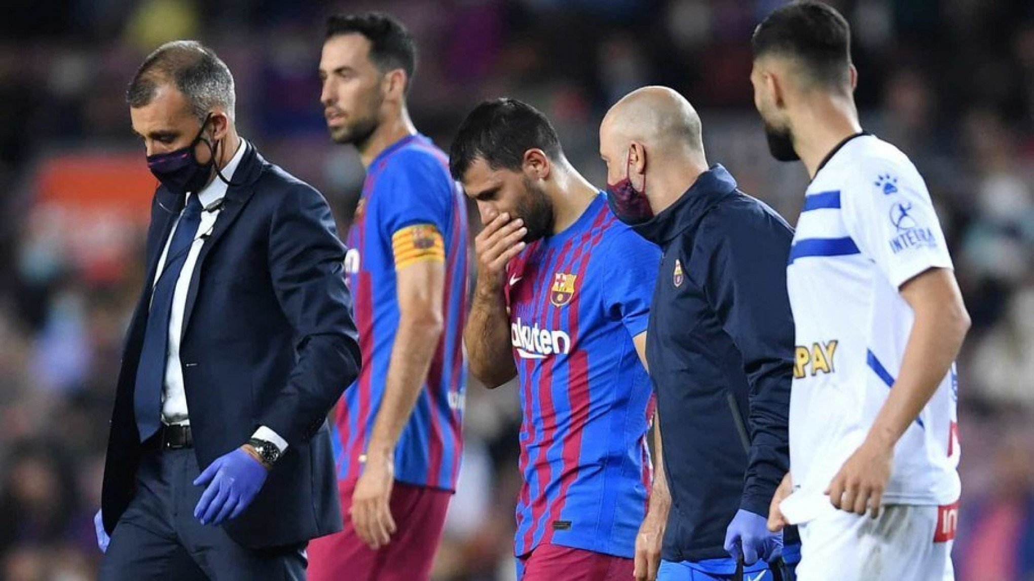 Astro do Barcelona sofre arritmia cardíaca durante jogo