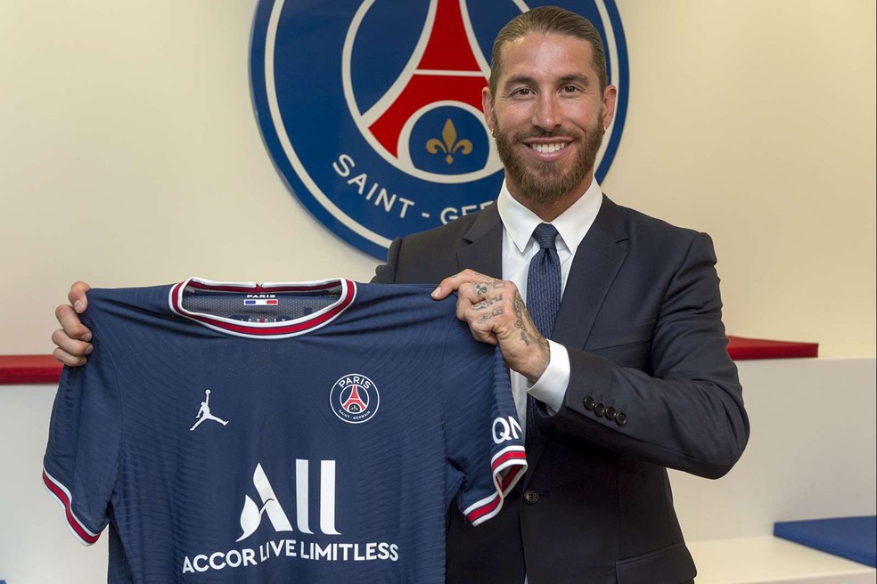 Astro do futebol mundial pode deixar o PSG quatro meses após ser anunciado