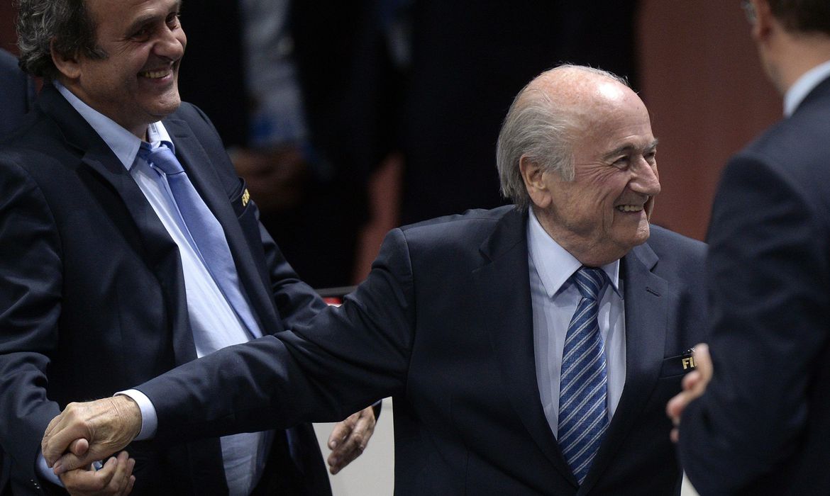 Ex-presidentes da Fifa e da Uefa são indiciados na Suíça
