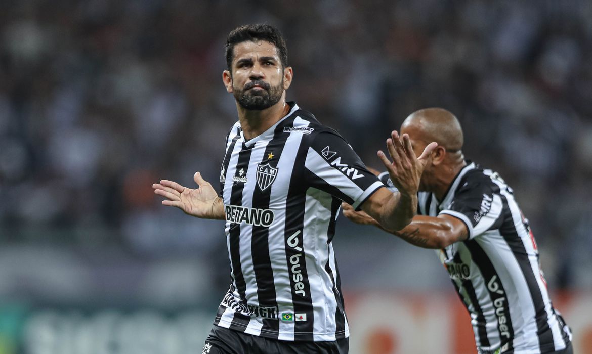 Galo vence novamente e fica mais perto do título; confira a classificação após jogos de ontem