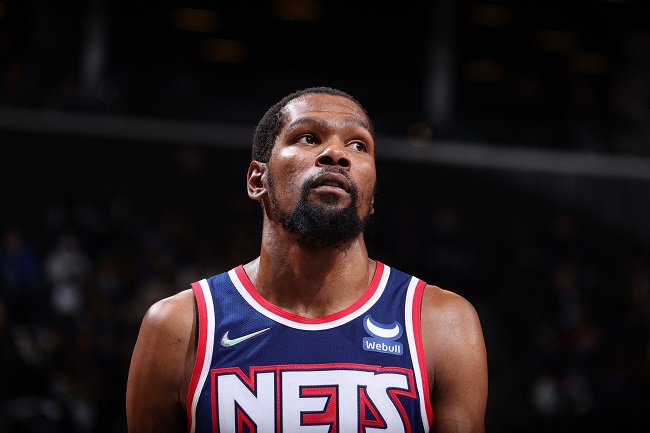 Principal liga de basquete do mundo, NBA adia mais cinco jogos por surto de covid entre jogadores