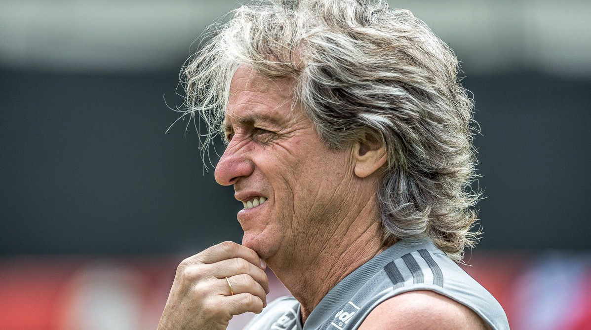 Diretoria do Benfica se reúne na véspera de Natal para decidir futuro de Jorge Jesus, diz jornal