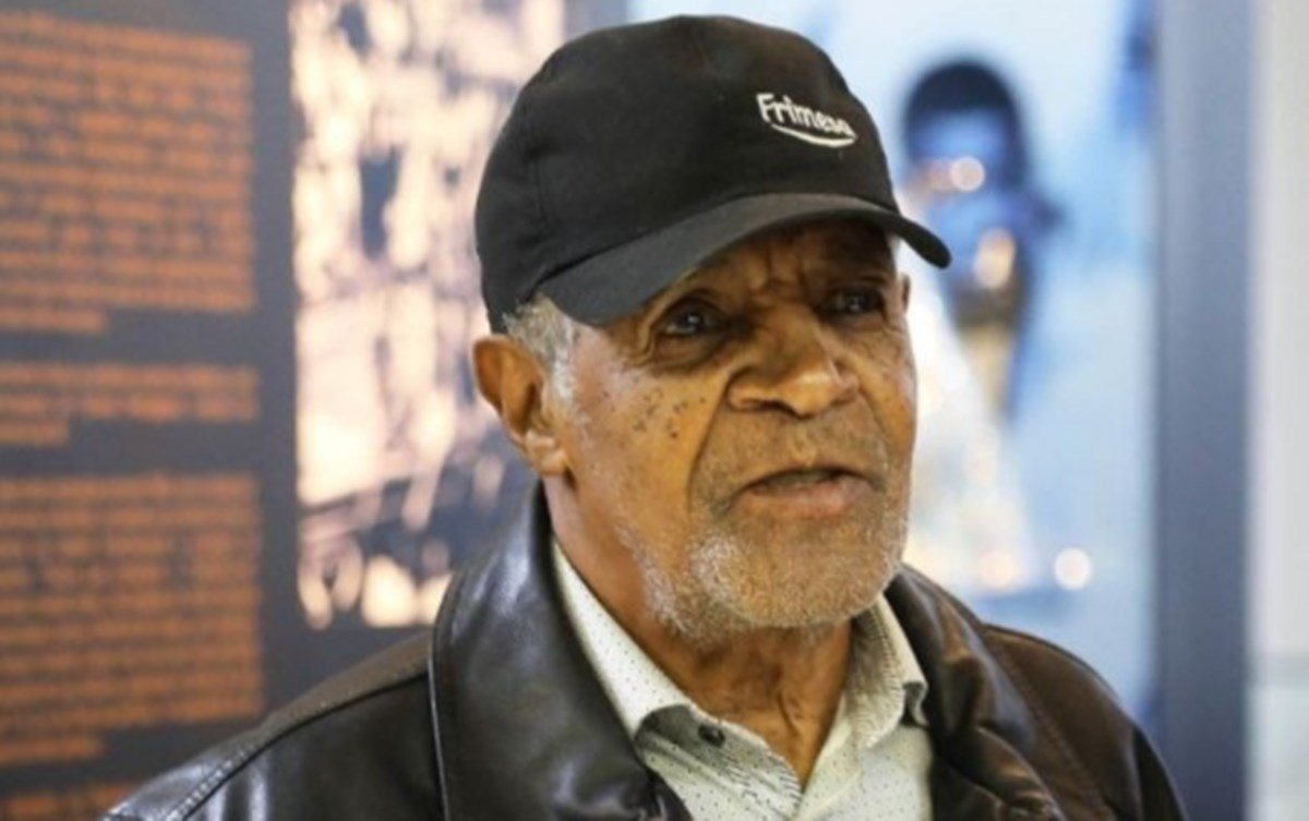 Dorval, ídolo histórico do Santos, falece aos 86 anos de idade
