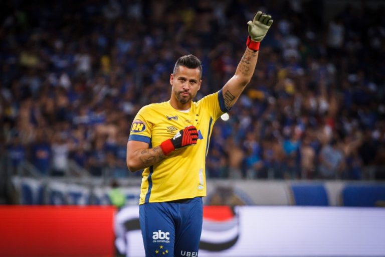 Ídolo de time brasileiro vai deixar o clube após 16 anos: 'a SAF quer encerrar minha carreira'