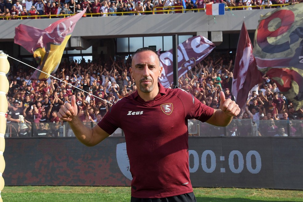 Presidente de time da Série A diz que Ribéry foi oferecido ao clube