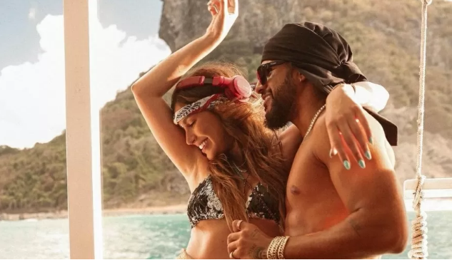 Ítalo Ferreira assume relacionamento com ex-participante de reality