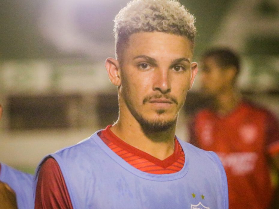 Jogador do Potiguar é dispensado do time por agredir colega após o jogo