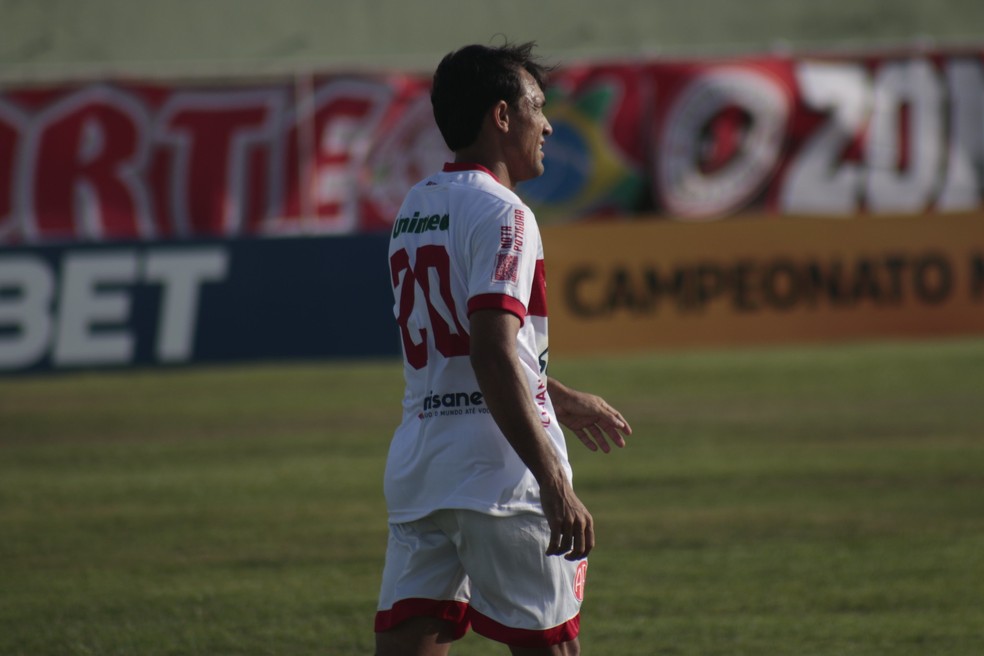Jogador pode deixar América e não joga semifinal contra Força e Luz