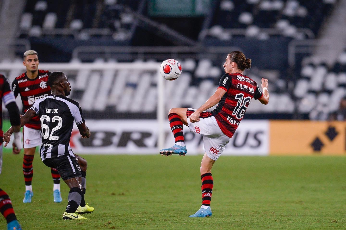 Fla, Botafogo e Corinthians entram em campo; confira horários e onde assistir os jogos do domingo