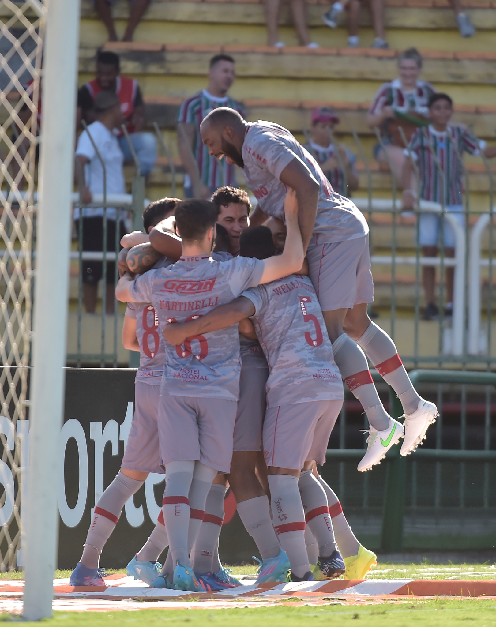 Com show de Ganso, Fluminense goleia e conquista Taça Guanabara; veja os gols