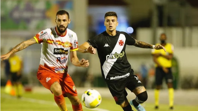 VÍDEO: Vasco perde nos pênaltis para Juazeirense e está fora da Copa do Brasil; veja os gols