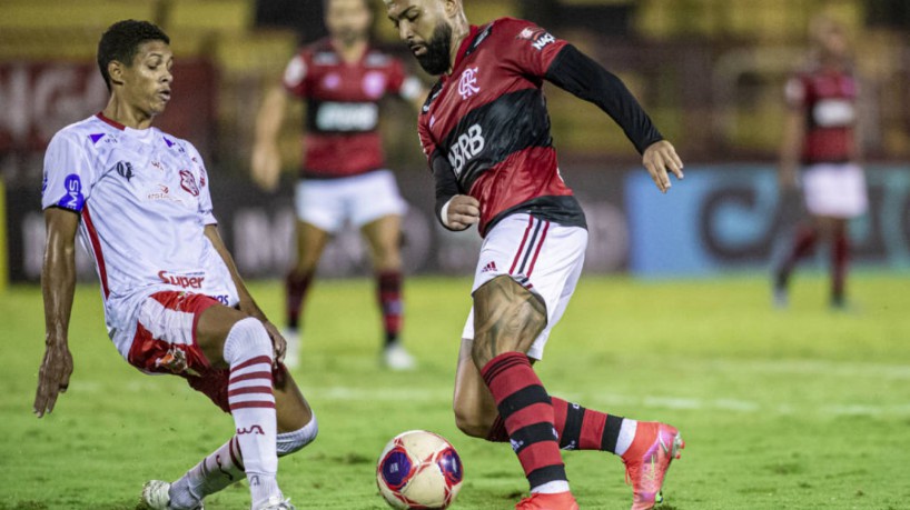 Fla, Flu e Corinthians entram em campo hoje; confira horários e onde assistir