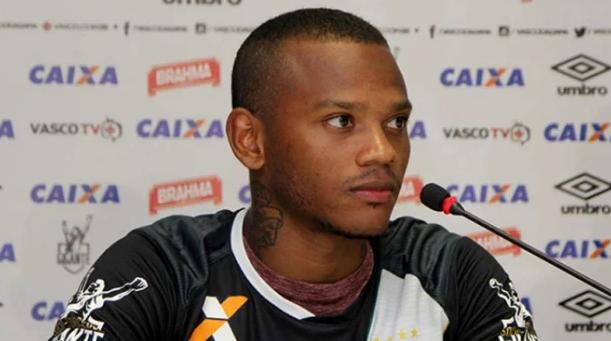 Ex-jogador do Vasco é condenado por abuso sexual na Islândia