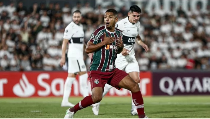 VÍDEO: Flu perde, desperdiça pênaltis e é eliminado na Libertadores; veja os gols