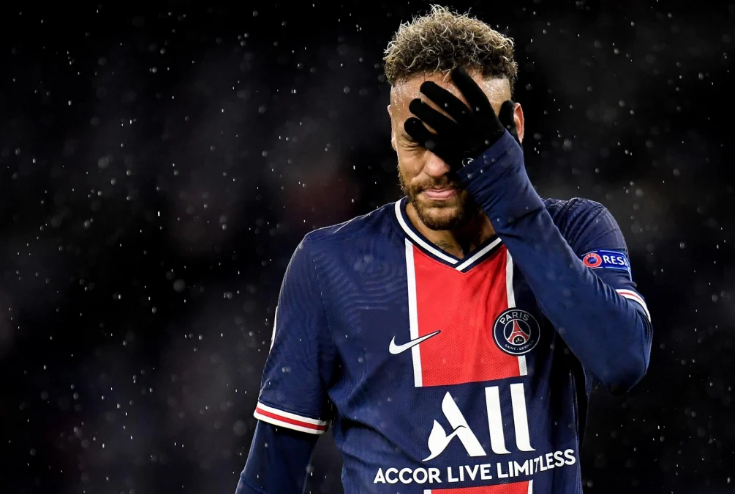 VÍDEO: ‘Neymar chega em estado deplorável, quase bêbado, nos treinos’, diz jornalista francês