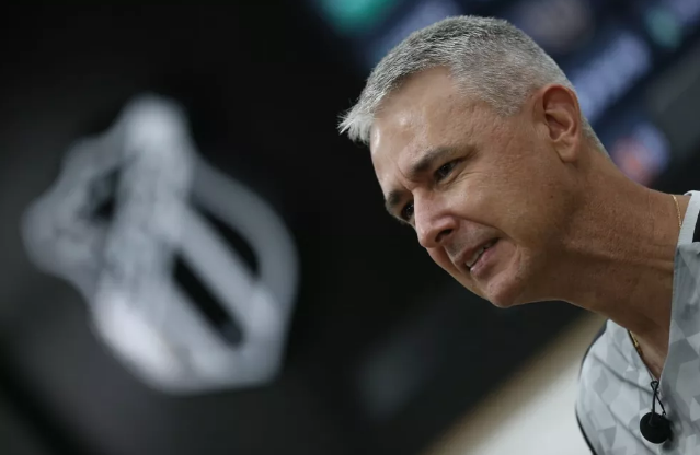 Após eliminação, técnico deixa comando de equipe da Série A