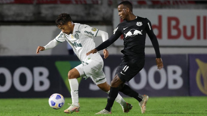 Palmeiras e Bragantino pela semifinal do Paulista; amistosos e Copa do Nordeste; confira os jogos de hoje