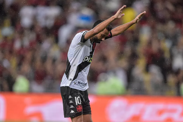 Vasco e Cruzeiro estreiam na Série B, campeonatos internacionais; confira os jogos de hoje