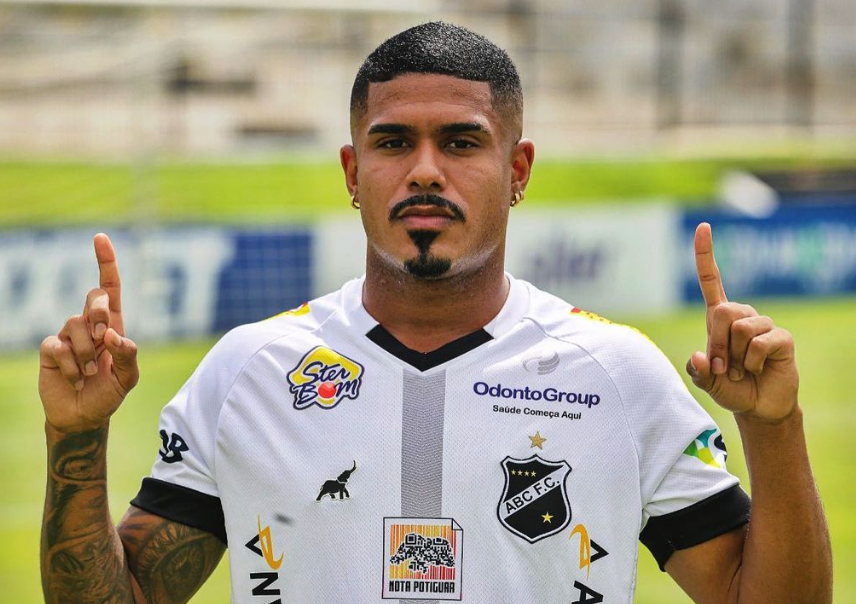 Jogador titular do ABC está de saída para clube da Série B e não joga as finais do Estadual