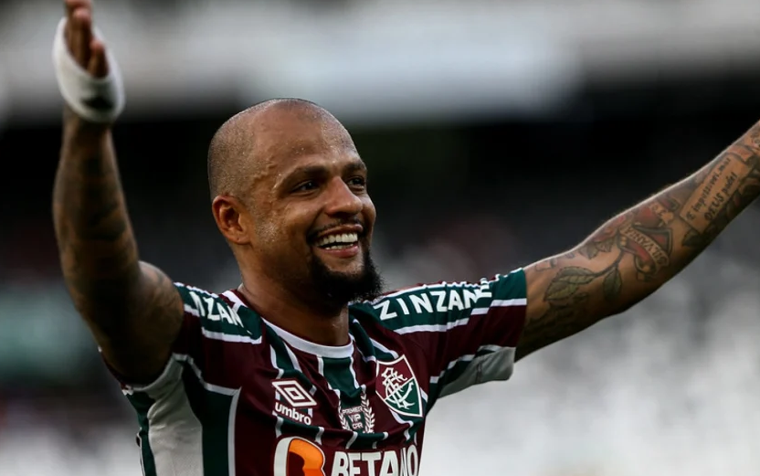 Homem usa documento falso para invadir e roubar casa de jogador de gigante do futebol carioca