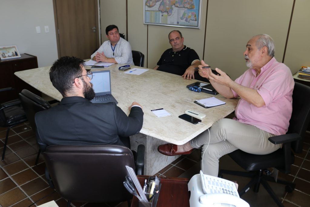 MAIS RN apresenta projetos e ações para presidente e diretor da Abrasel-RN