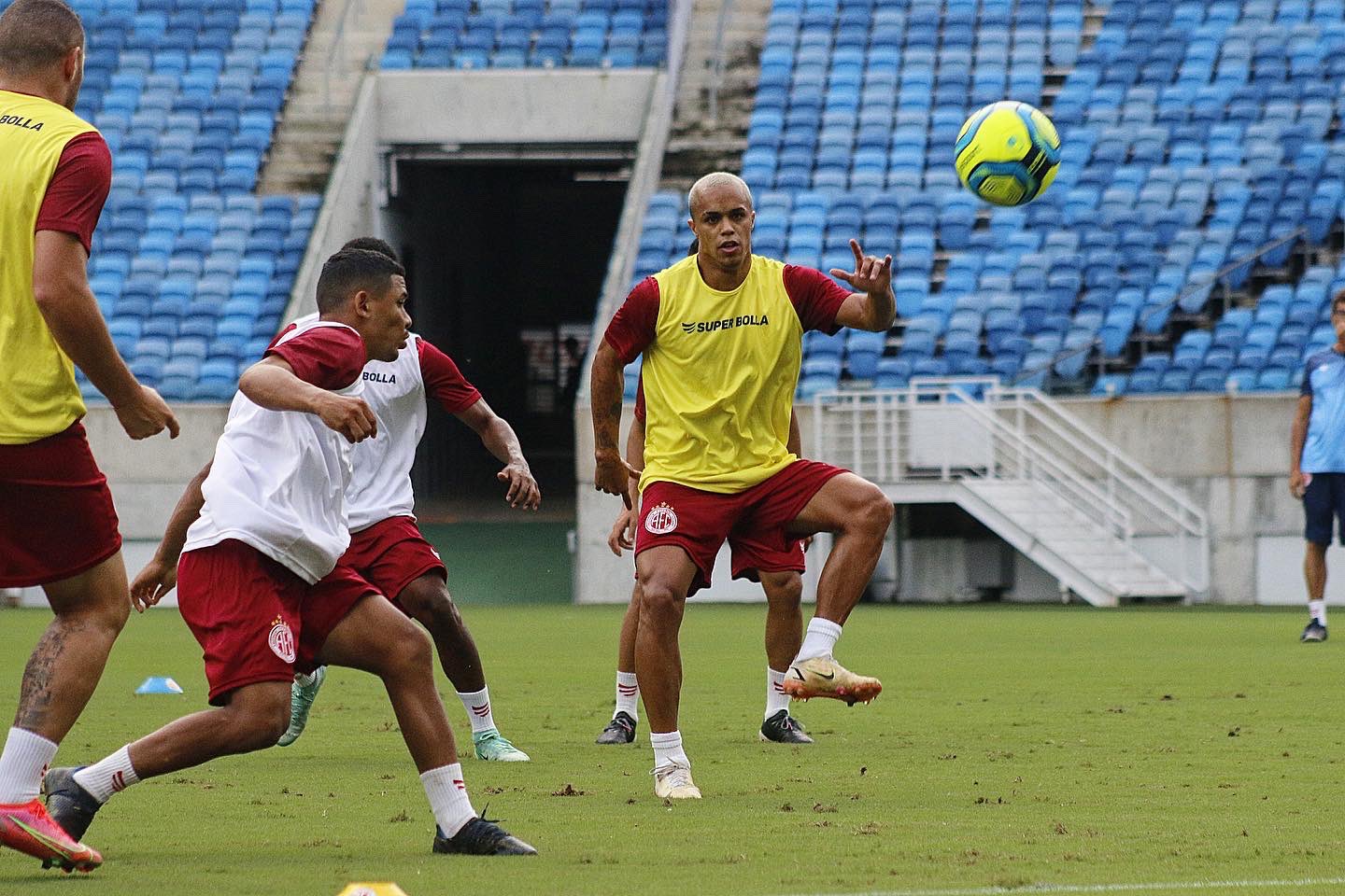 América em campo, Galo faz clássico em Minas, Vasco pela Série B e campeonatos internacionais; confira os jogos de hoje