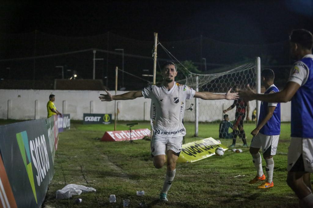ABC e América em campo, Liverpool e Real Madrid decidem a Liga dos Campeões; confira os jogos de hoje