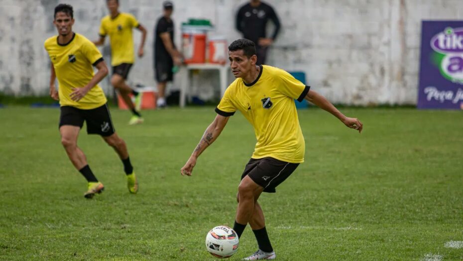 ABC e América entram em campo, Corinthians pela série A; confira jogos de hoje e onde assistir