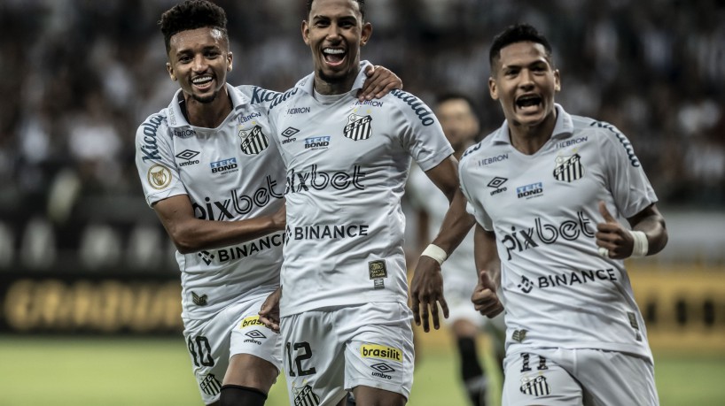 Santos em campo e partidas internacionais; confira os jogos de hoje