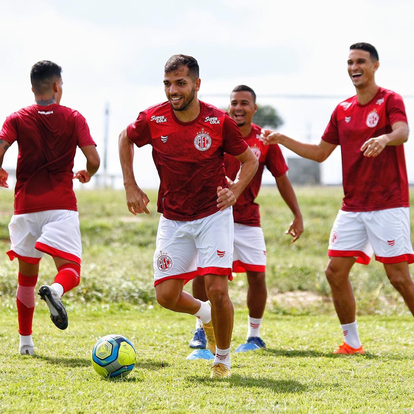 América-RN, Fla, Palmeiras e Atlético-MG entram em campo pelo Brasileirão; confira jogos de hoje e onde assistir