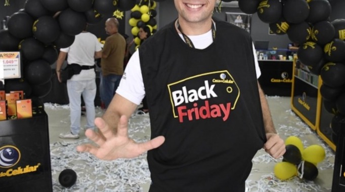 Oportunidade de emprego: Copa, Black Friday e Natal prometem fazer sobrar vagas de trabalho temporário; VEJA DICAS