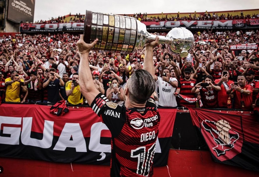 Diego Ribas, do Flamengo, anuncia que vai se aposentar do futebol ao fim do Brasileirão